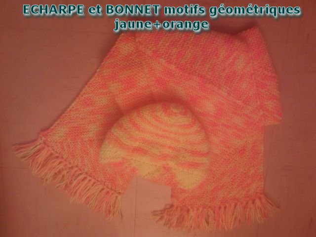 charpe et bonnet motifs gomtriques(jaune et orange)